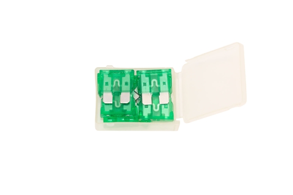 30 AMP CAR FUSE, 10 CLEAR BOX PACK