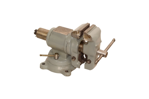 3" H.D. MULTI-PURPOSE VISE-25 Lbs.