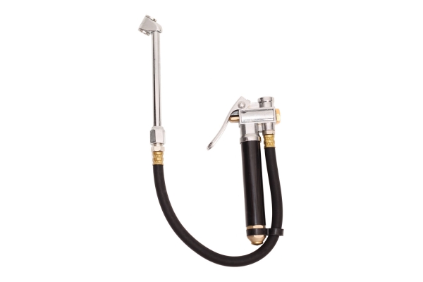 TIRE INFLATOR WITH GAUGE
