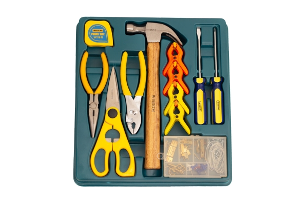 16-PC HOUSEHOLD TOOL SET