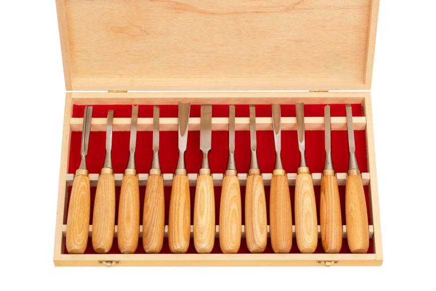 12-PC CARVING CHISEL SET, ASH HANDLE, WOOD CASE